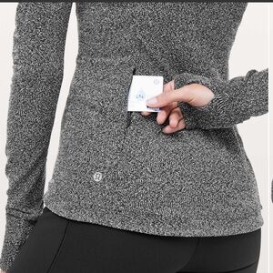 EUC Lululemon Runderful Long Sleeve Rush Jacquard Black White Size 6